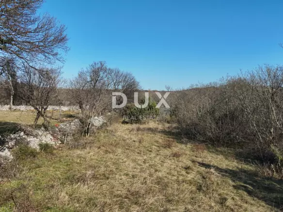 Land In Garica, Croatia (2.034 M²)