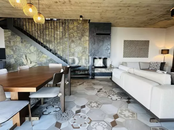 3-bedroom Villa In Poljane, Croatia (250 M²)