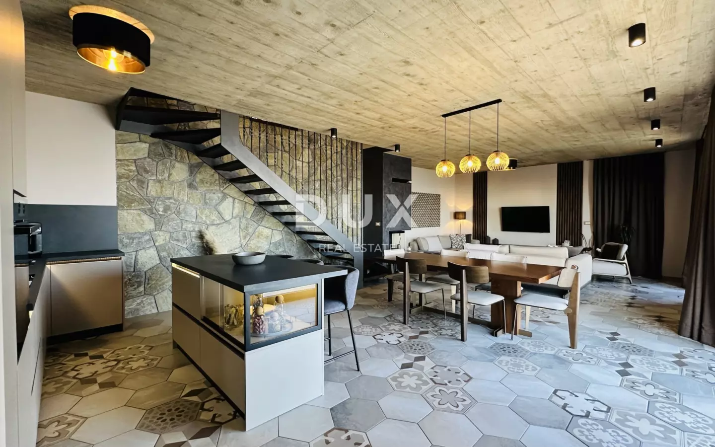 3-bedroom Villa In Poljane, Croatia (250 M²)