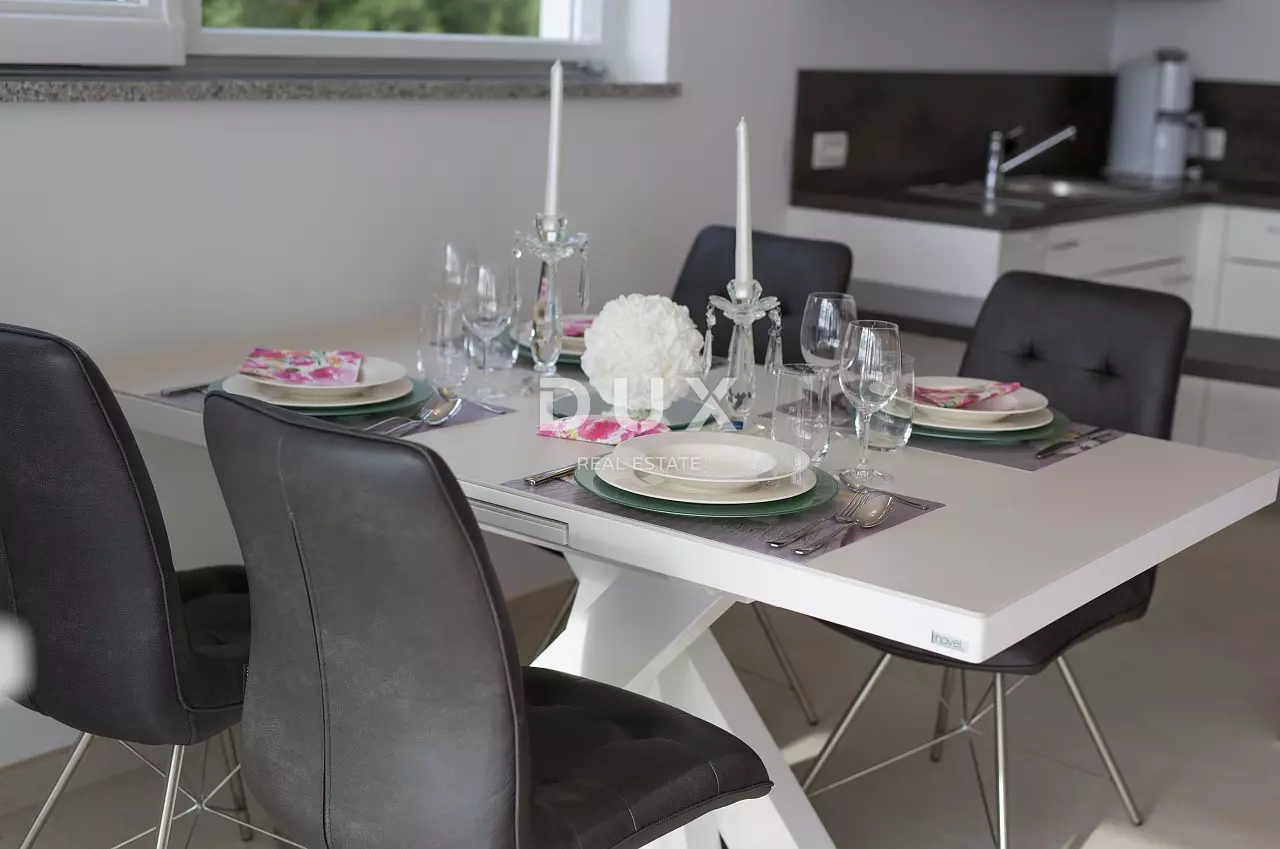 2-bedroom Apartment In Linardići, Croatia (85 M²)