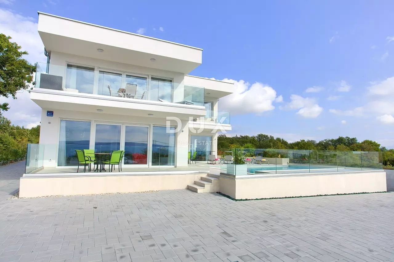 2-bedroom Apartment In Linardići, Croatia (85 M²)