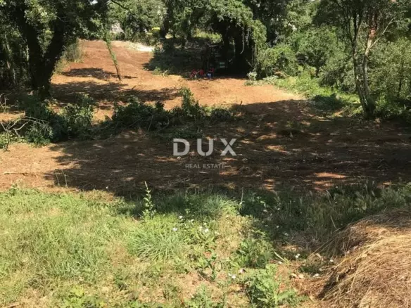 Land In Pinezići, Croatia (1.137 M²)