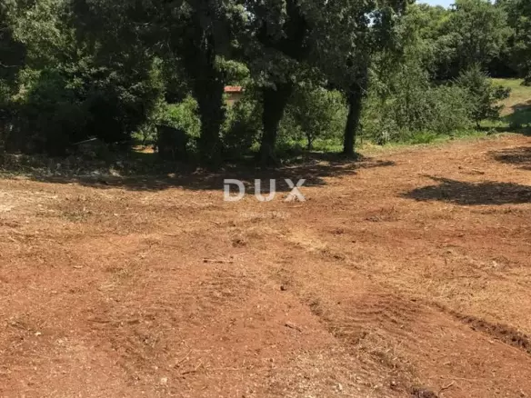 Land In Pinezići, Croatia (1.137 M²)