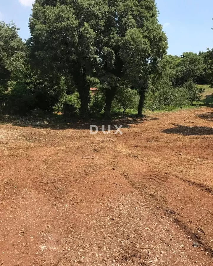 Land In Pinezići, Croatia (1.137 M²)