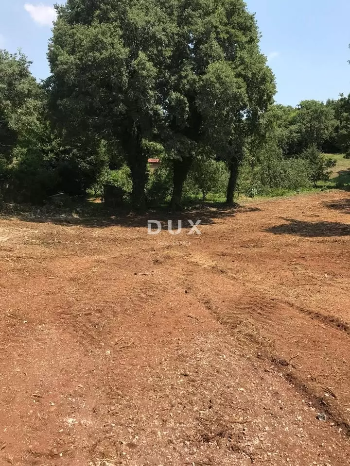 Land In Pinezići, Croatia (1.137 M²)