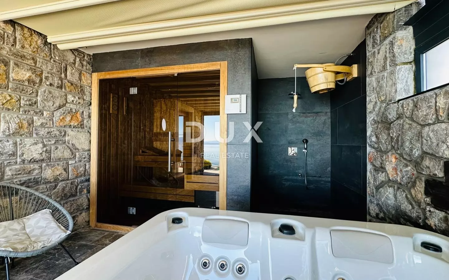 3-bedroom Villa In Poljane, Croatia (250 M²)