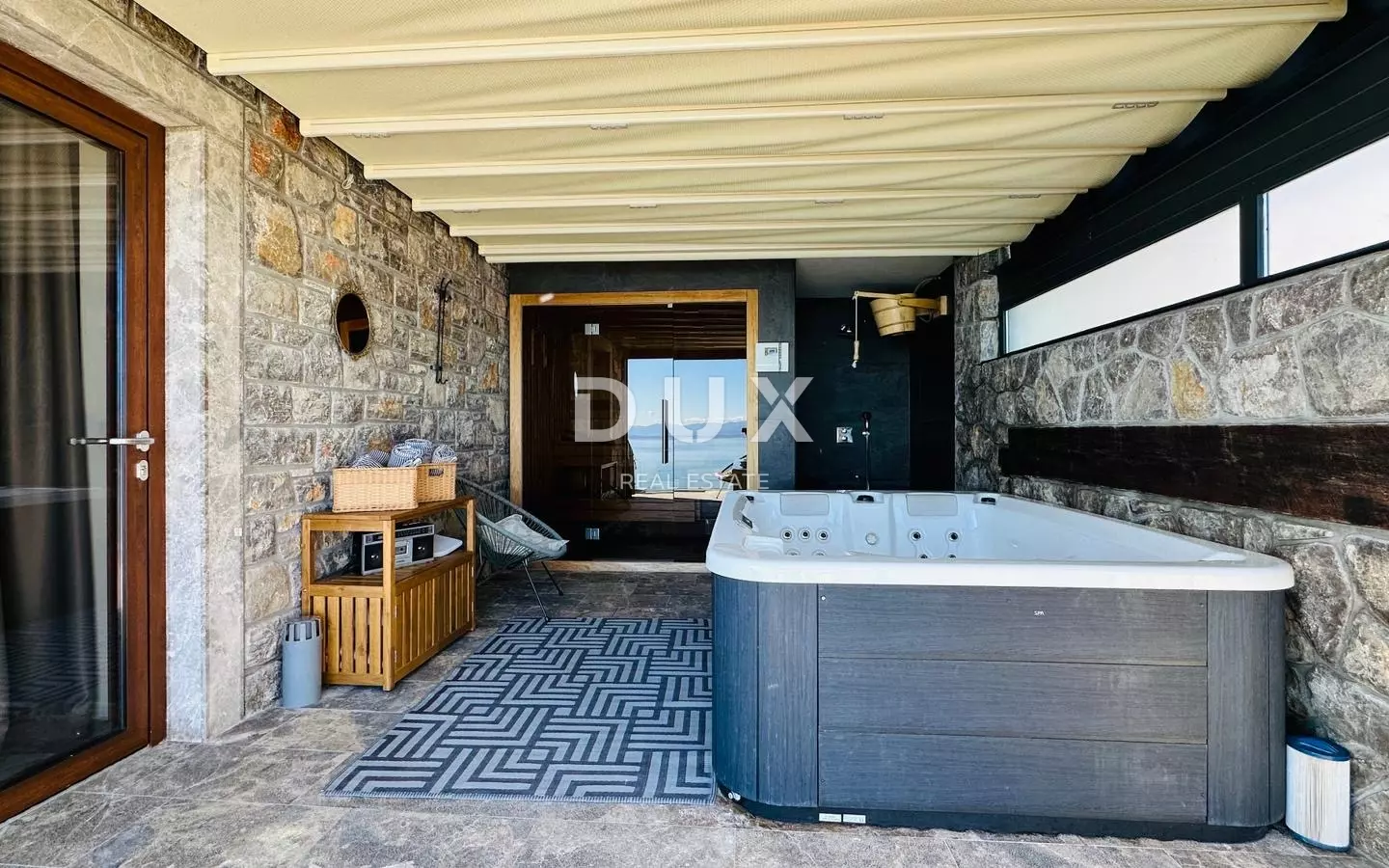 3-bedroom Villa In Poljane, Croatia (250 M²)