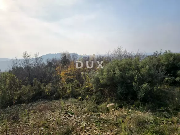 Land In Buje, Croatia (719 M²)