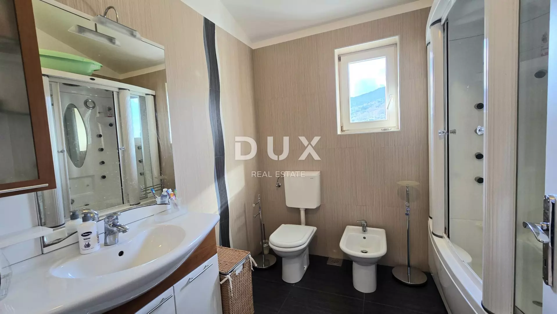 2-bedroom Apartment In Ičići, Croatia (94 M²)