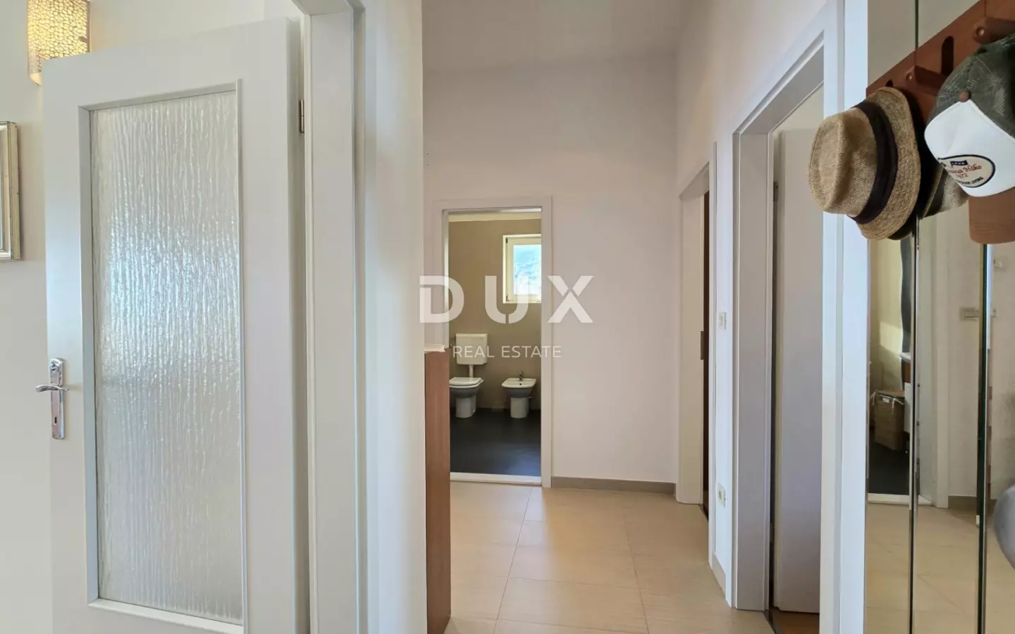 2-bedroom Apartment In Ičići, Croatia (94 M²)