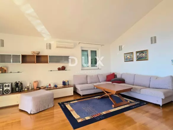 2-bedroom Apartment In Ičići, Croatia (94 M²)