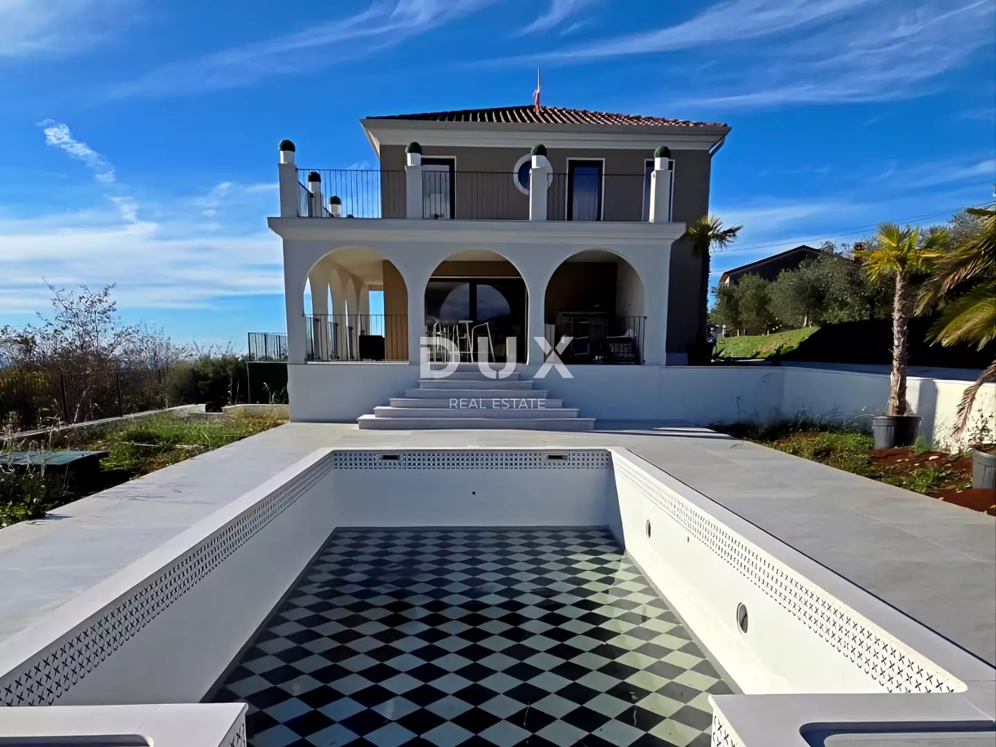 3-bedroom Villa In Buje, Croatia (384 M²)