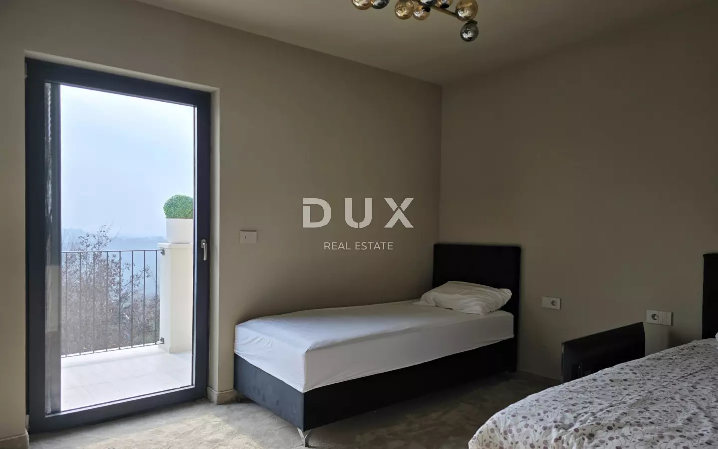3-bedroom Villa In Buje, Croatia (384 M²)