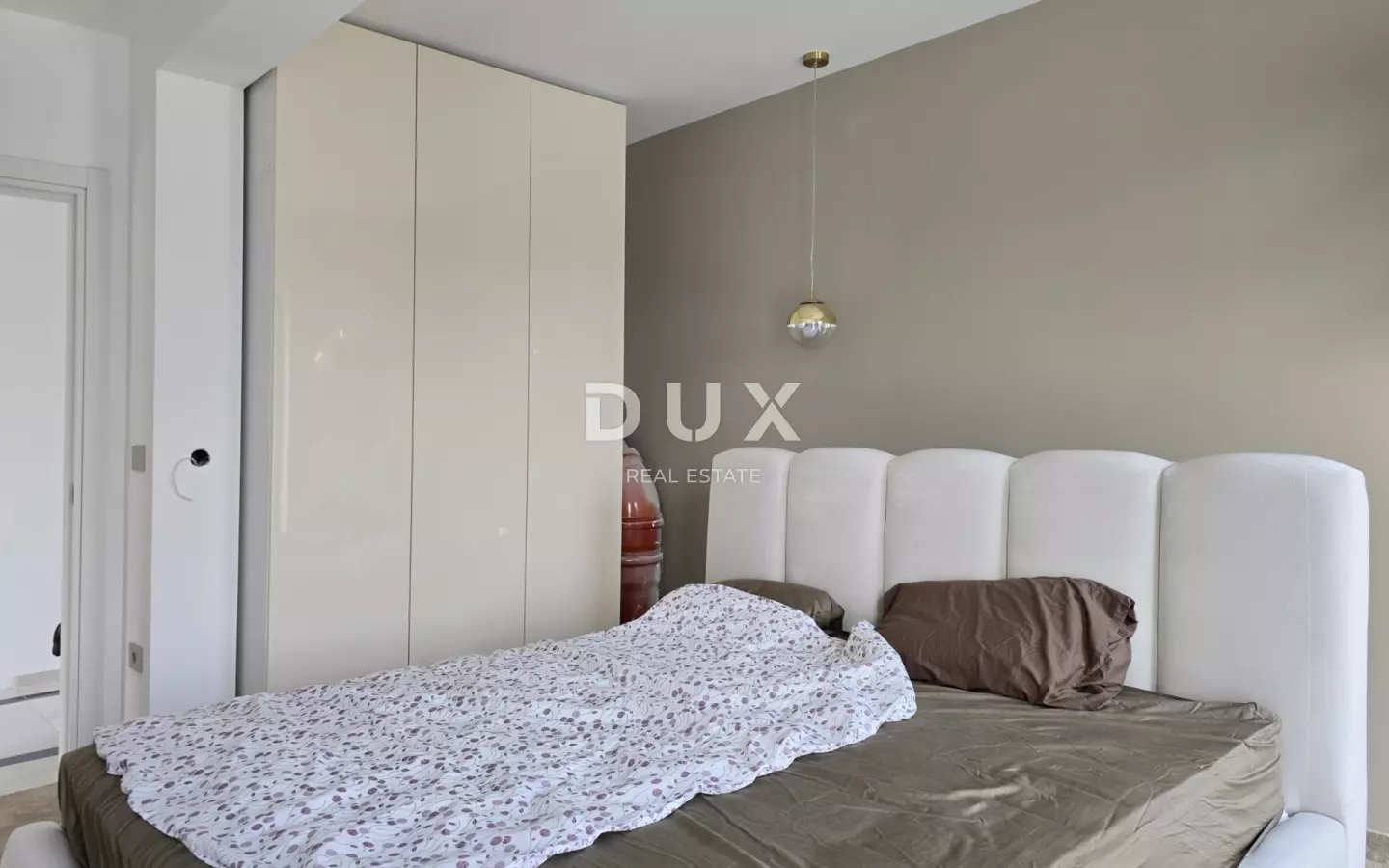 3-bedroom Villa In Buje, Croatia (384 M²)