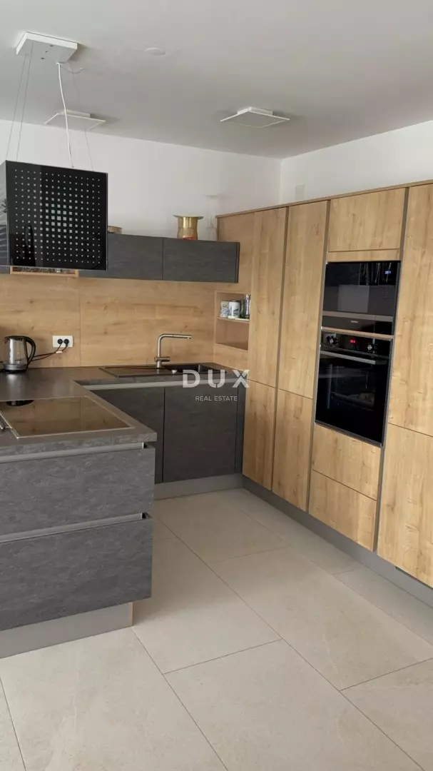 1769700846_feem_70c7bf2faf61f_img-20251201-wa0010-307f7f 2-bedroom Apartment In Linardići, Croatia (83 M²)