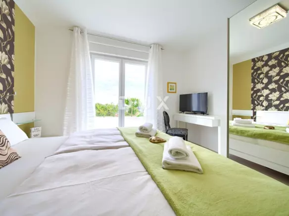 2-bedroom Apartment In Linardići, Croatia (83 M²)