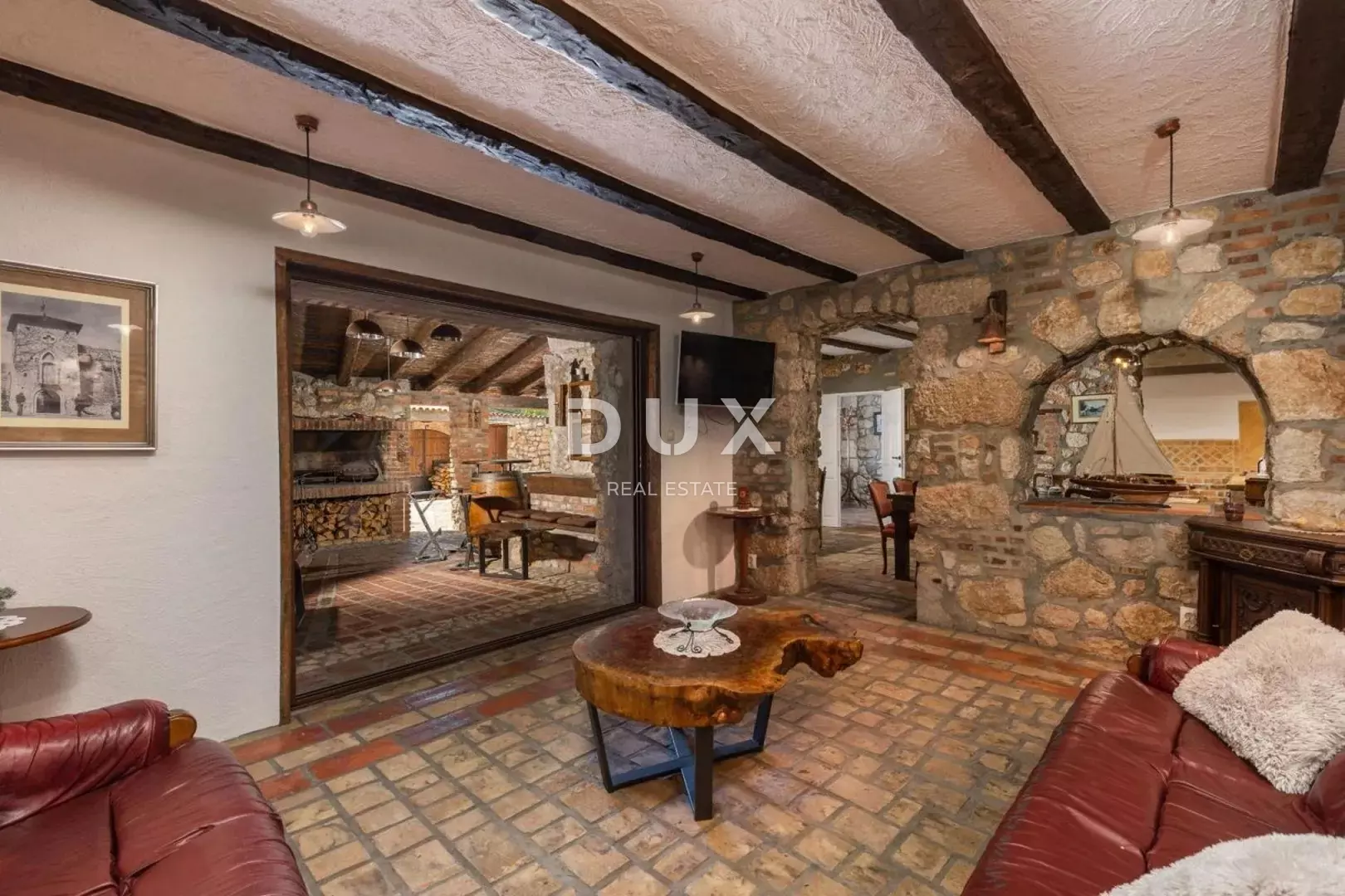 5-bedroom Villa In Drivenik, Croatia (230 M²)