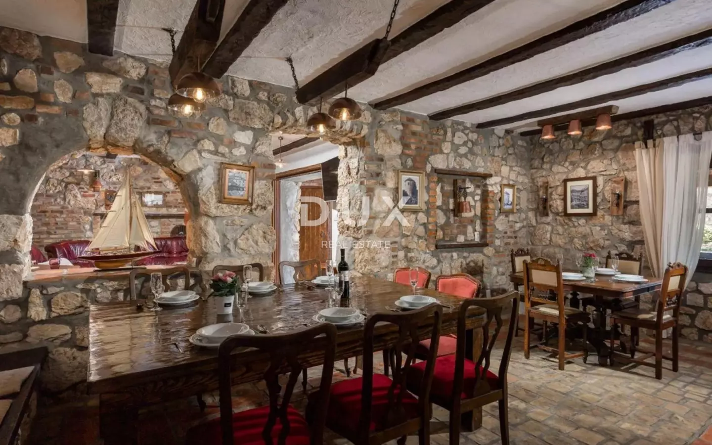 5-bedroom Villa In Drivenik, Croatia (230 M²)