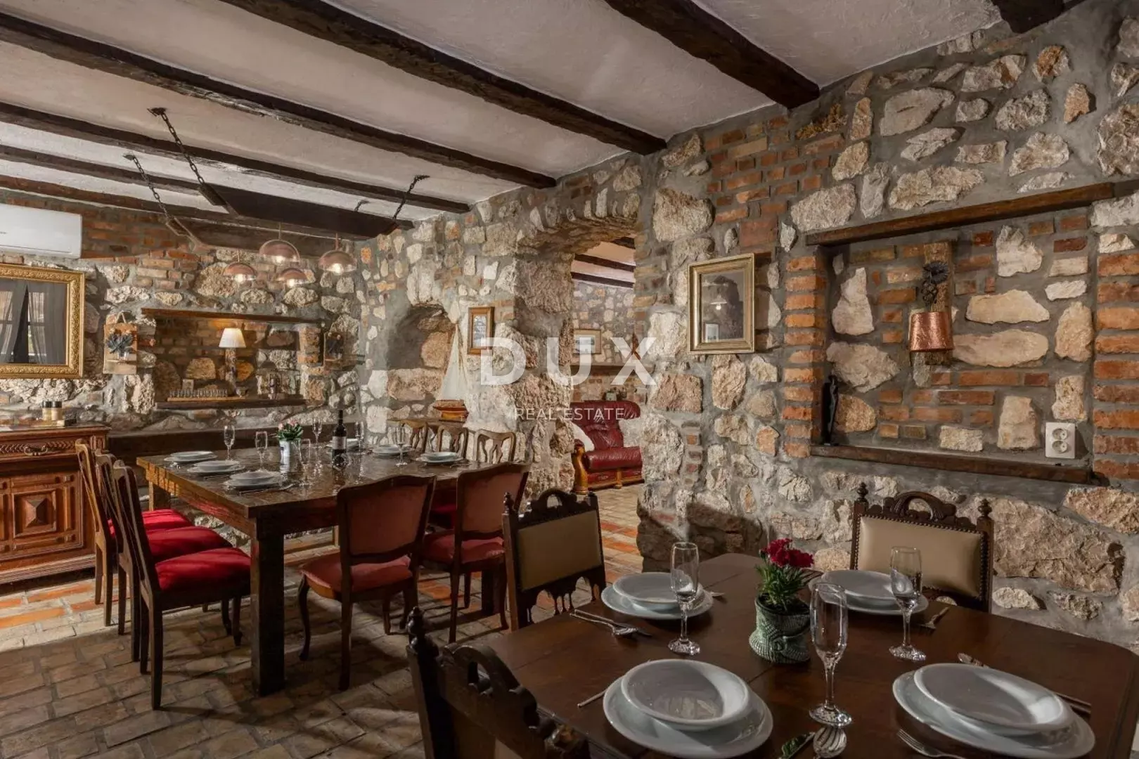 5-bedroom Villa In Drivenik, Croatia (230 M²)