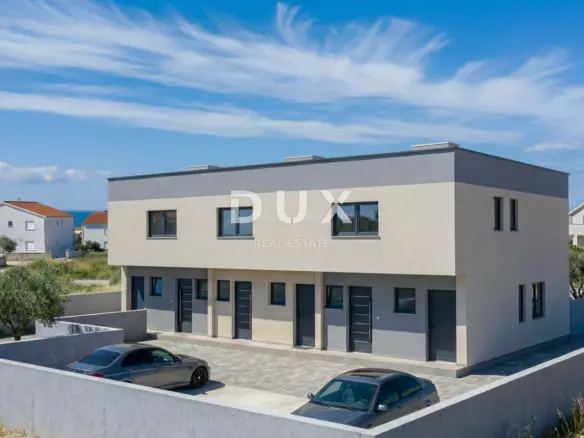 3-bedroom Apartment In Barbat Na Rabu, Croatia (120,04 M²)