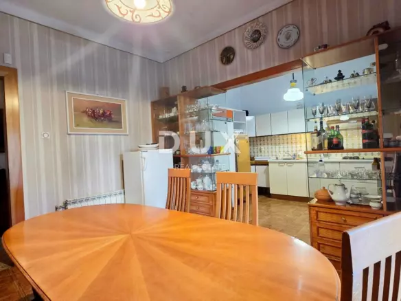 4-bedroom Apartment In Belveder, Croatia (265,54 M²)