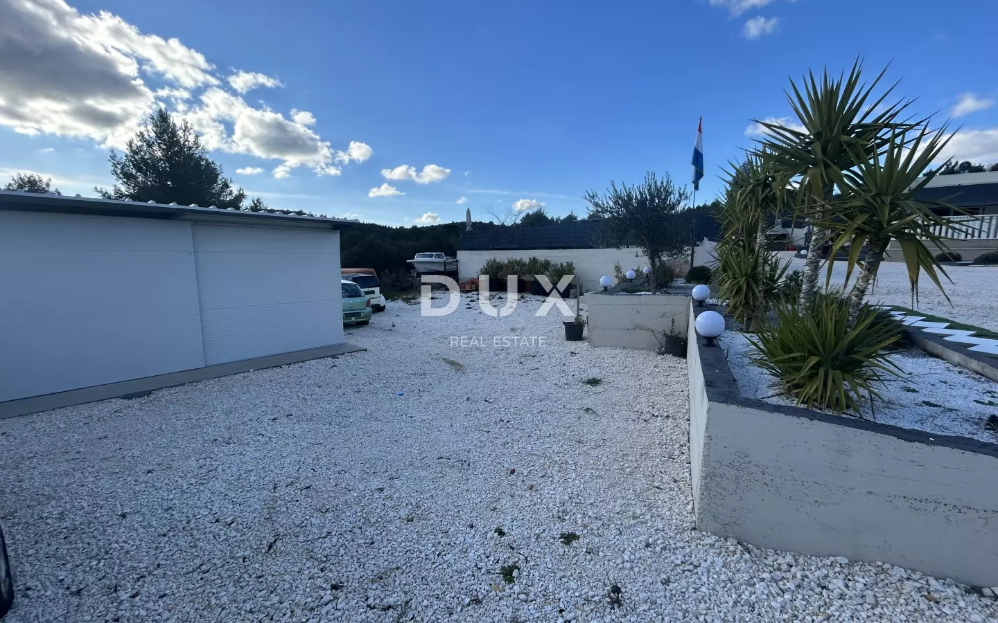 Land In Bilice, Croatia (402 M²)
