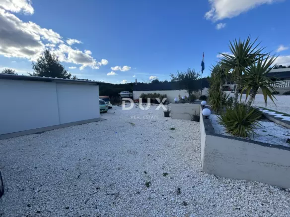 Land In Bilice, Croatia (402 M²)