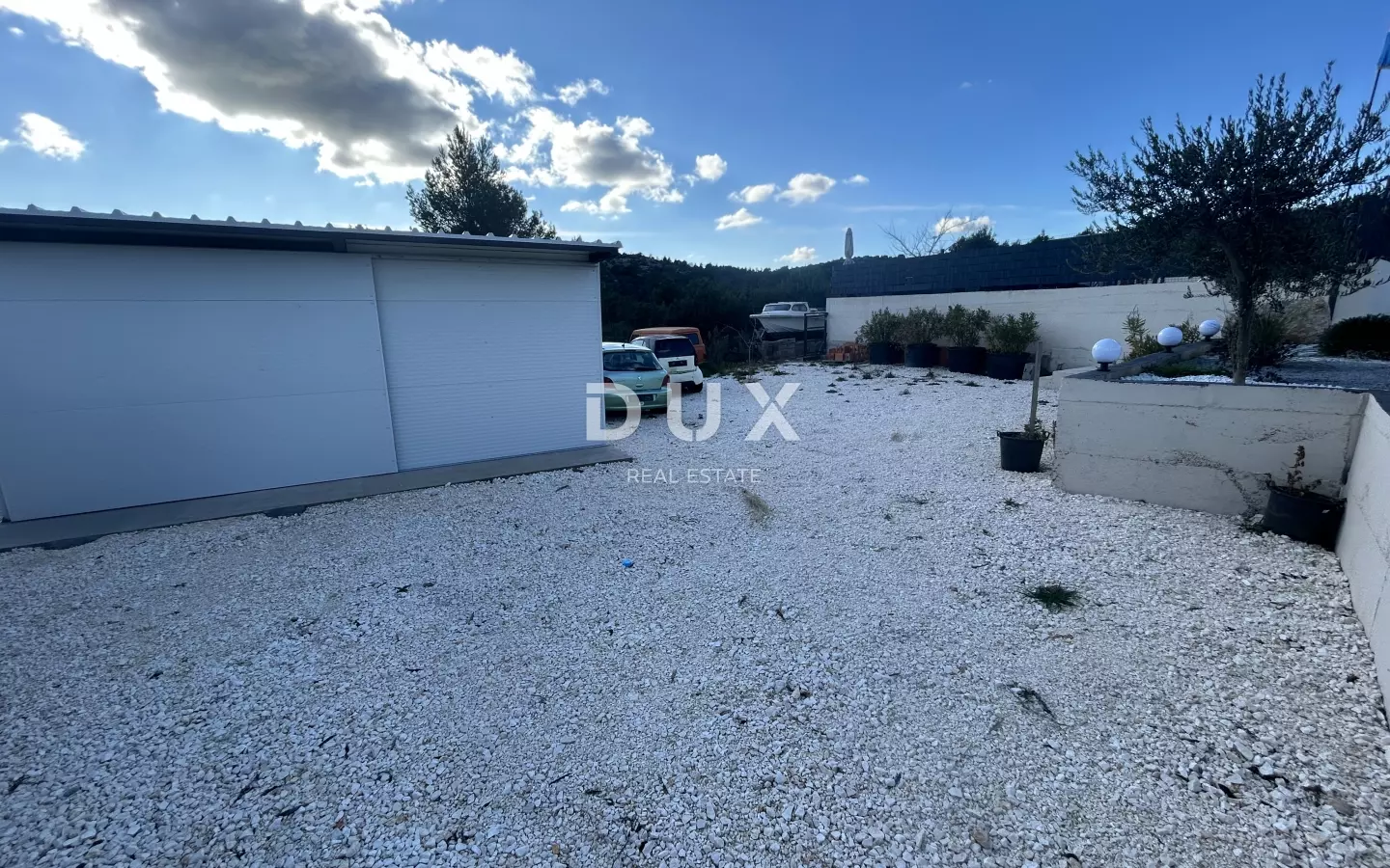 Land In Bilice, Croatia (402 M²)