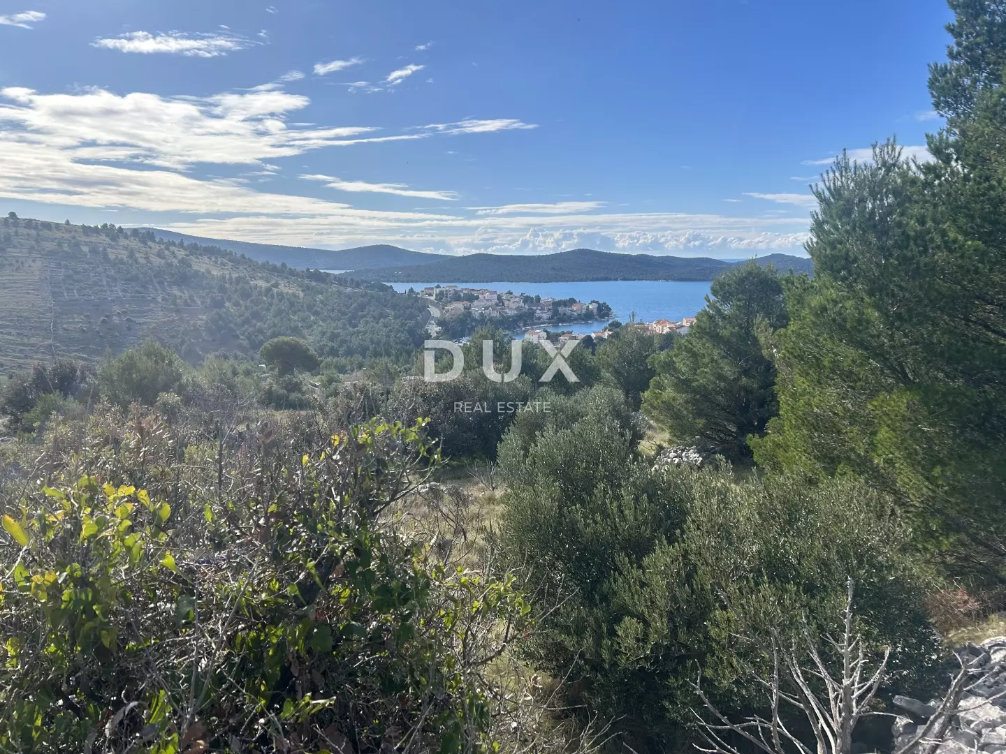 Land In Žaborić, Croatia (3.500 M²)