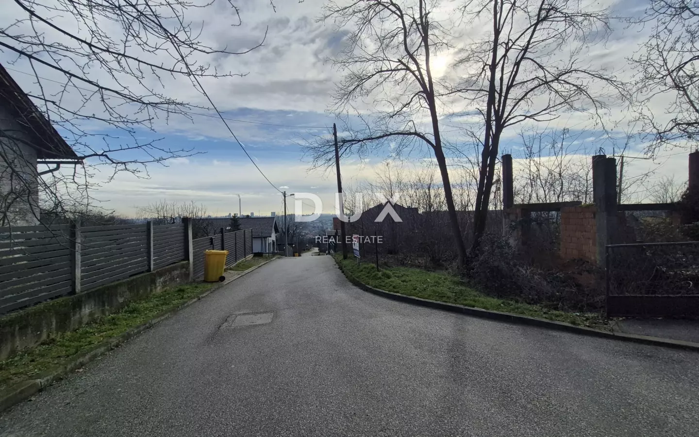 Land In Kustošija, Croatia (583 M²)