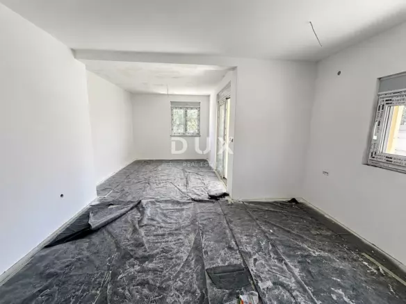 2-bedroom Apartment In Vodice, Croatia (88,7 M²)