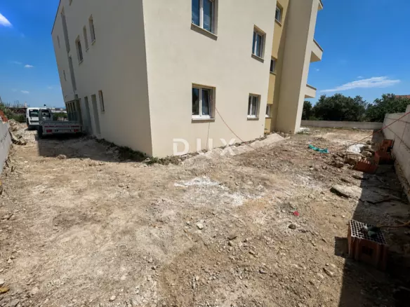 2-bedroom Apartment In Vodice, Croatia (88,7 M²)