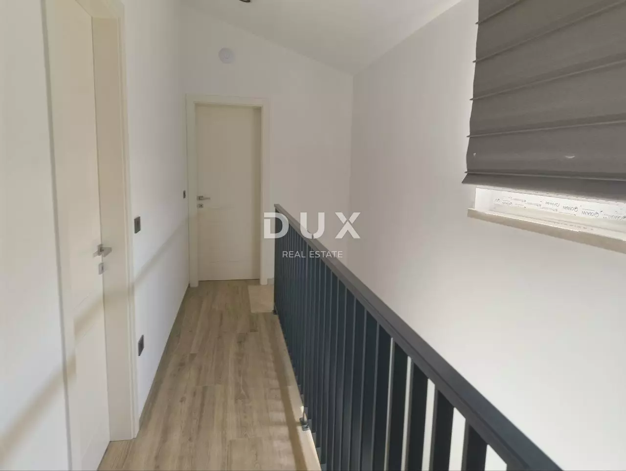5-bedroom Villa In Kaštelir, Croatia (360 M²)