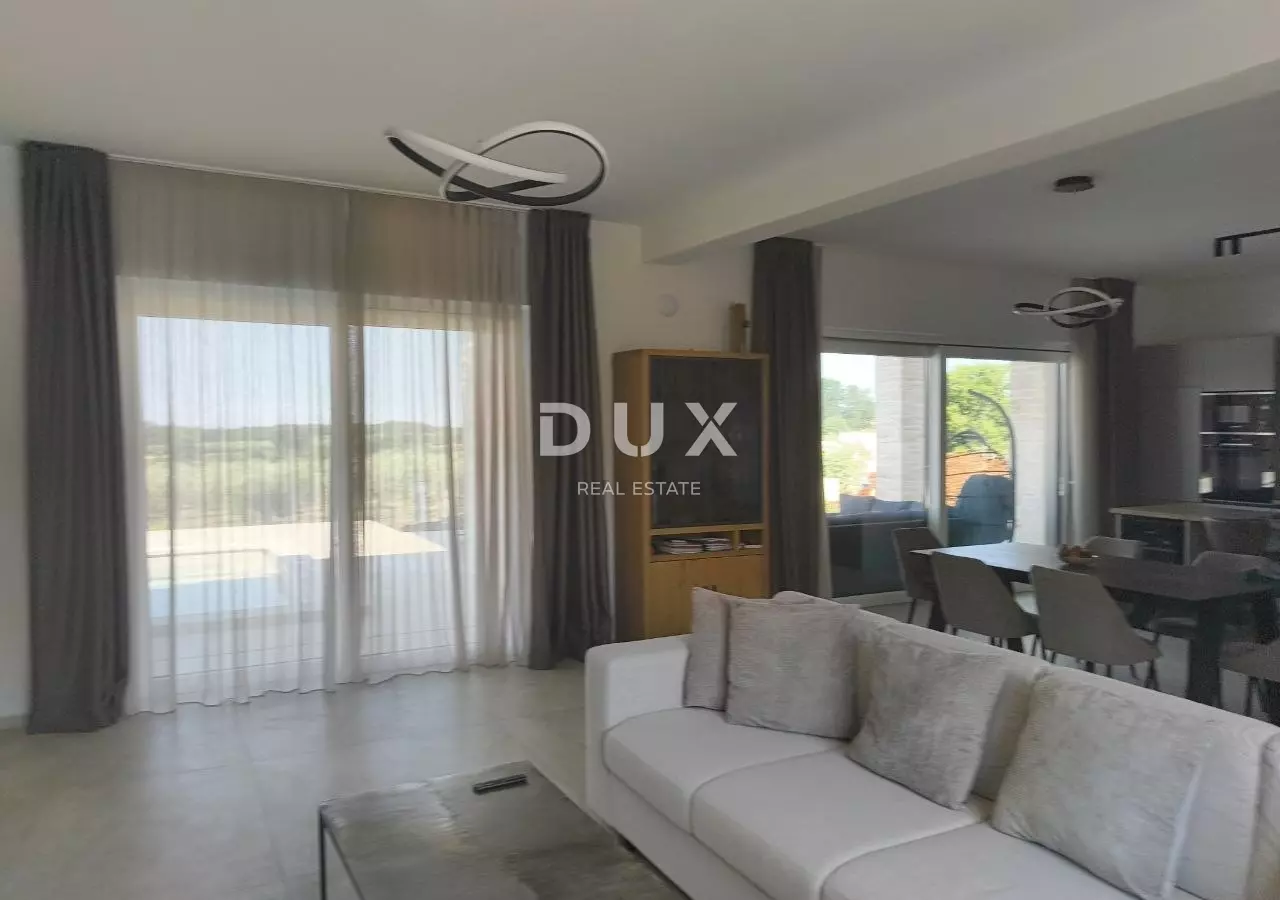 5-bedroom Villa In Kaštelir, Croatia (360 M²)
