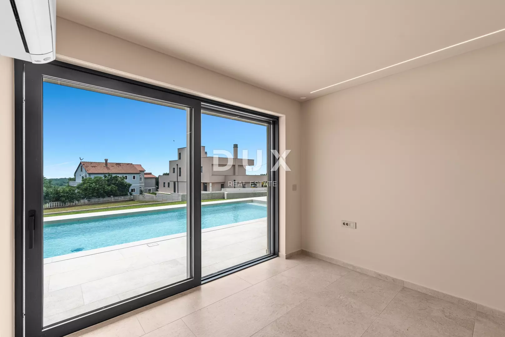 4-bedroom Detached House In Poreč, Croatia (251 M²)