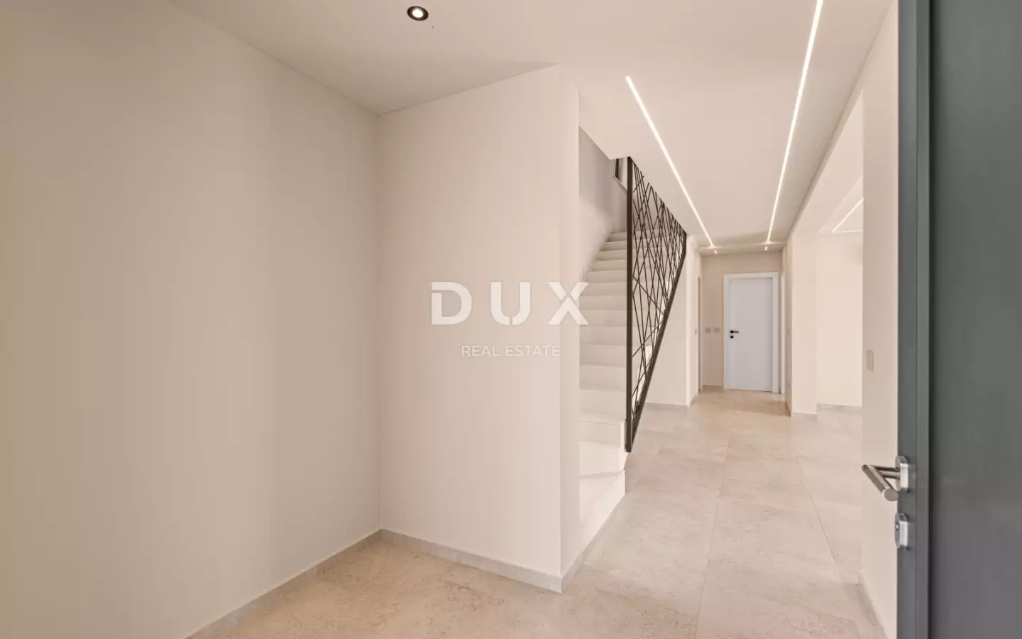 4-bedroom Detached House In Poreč, Croatia (251 M²)