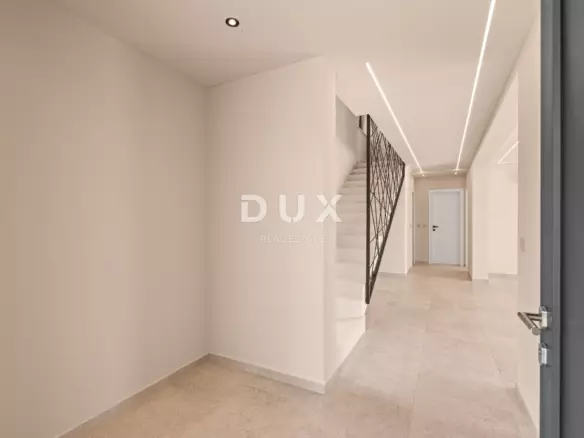 4-bedroom Detached House In Poreč, Croatia (251 M²)