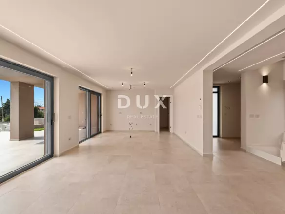4-bedroom Detached House In Poreč, Croatia (251 M²)