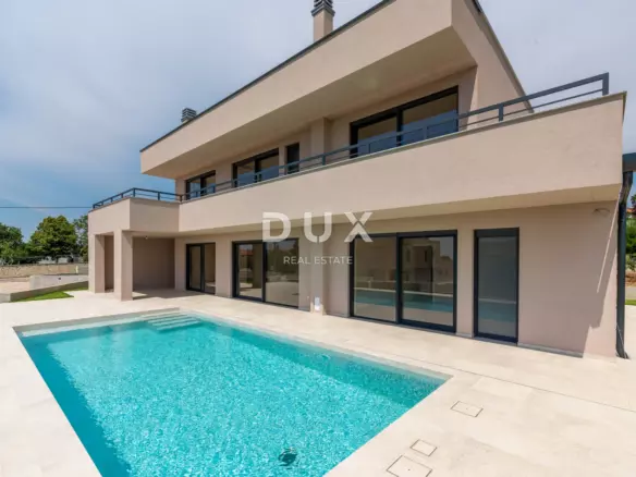 4-bedroom Detached House In Poreč, Croatia (251 M²)