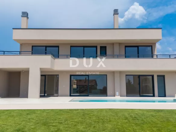 4-bedroom Detached House In Poreč, Croatia (251 M²)