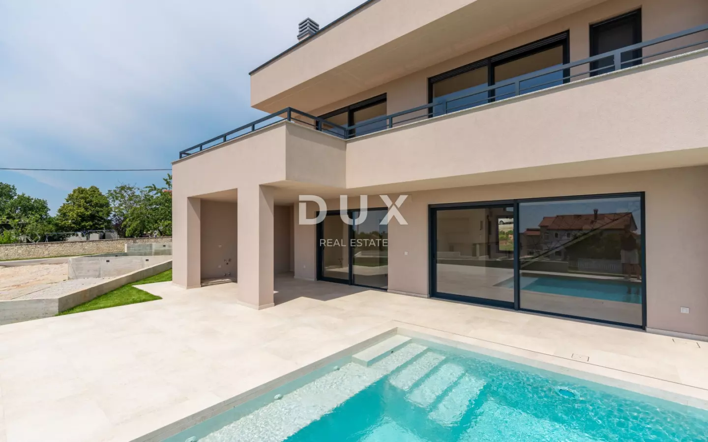 4-bedroom Detached House In Poreč, Croatia (251 M²)