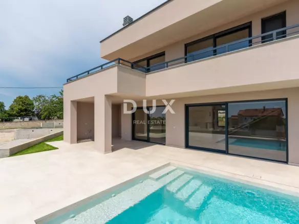 4-bedroom Detached House In Poreč, Croatia (251 M²)