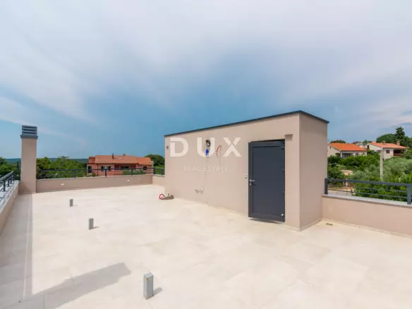 4-bedroom Detached House In Poreč, Croatia (251 M²)