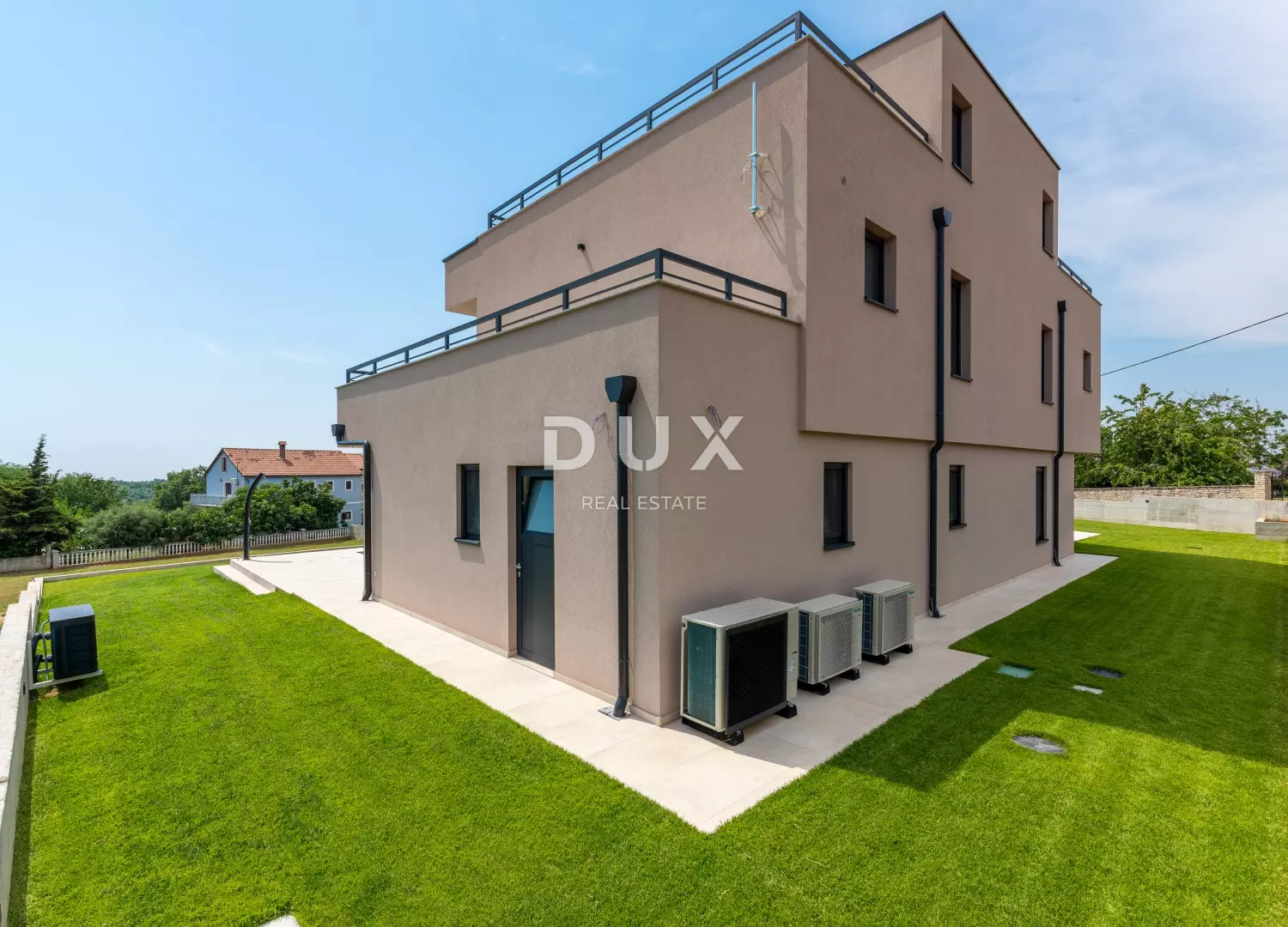 4-bedroom Detached House In Poreč, Croatia (251 M²)