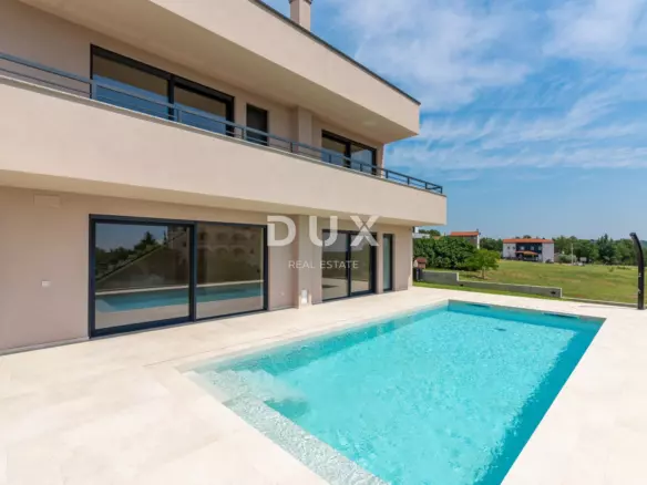 4-bedroom Detached House In Poreč, Croatia (251 M²)