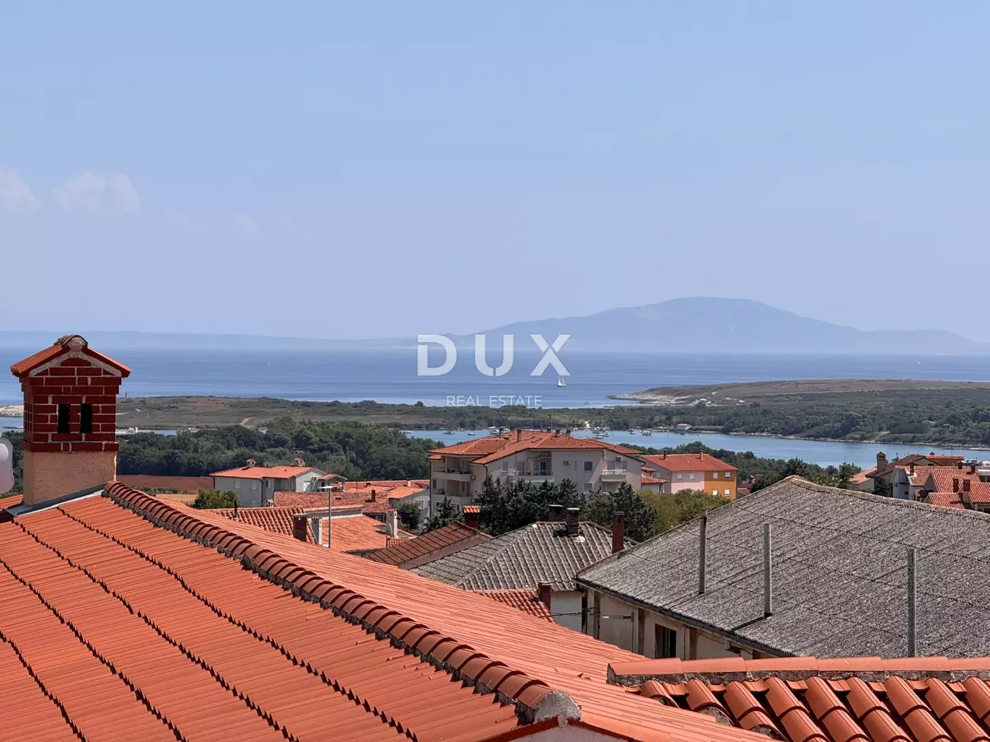 2-bedroom Apartment In Ližnjan, Croatia (115 M²)