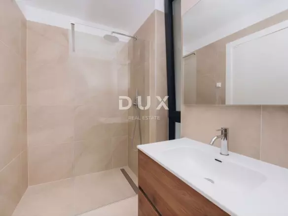 3-bedroom Apartment In Novigrad, Croatia (138,46 M²)