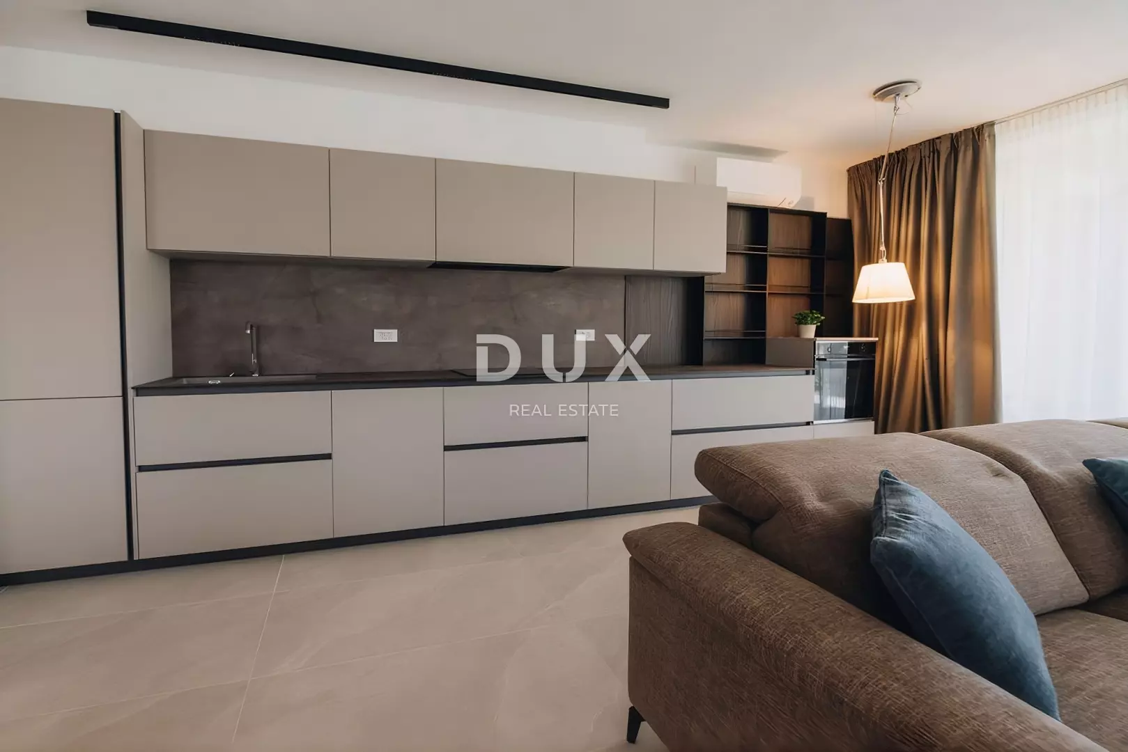 1788045923_croatia-istria-real-estate-for-sale-78-1d7916 3-bedroom Apartment In Novigrad, Croatia (138,46 M²)