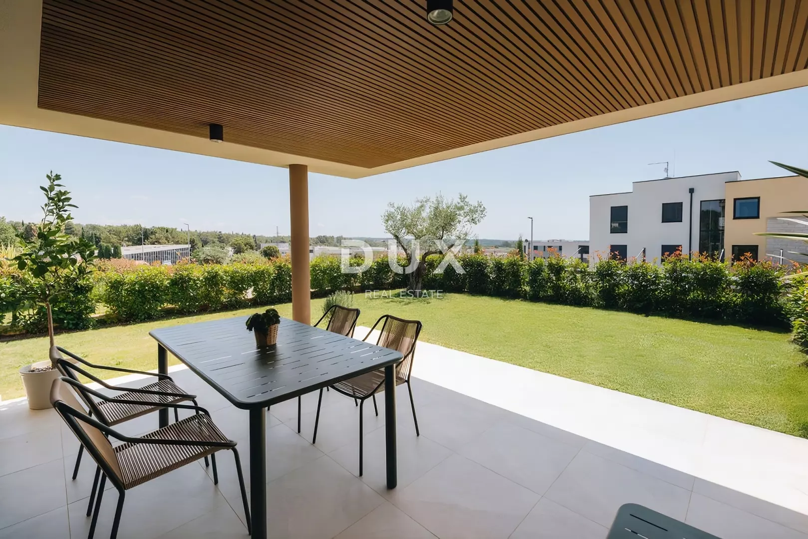 2-bedroom Apartment In Novigrad, Croatia (115,93 M²)