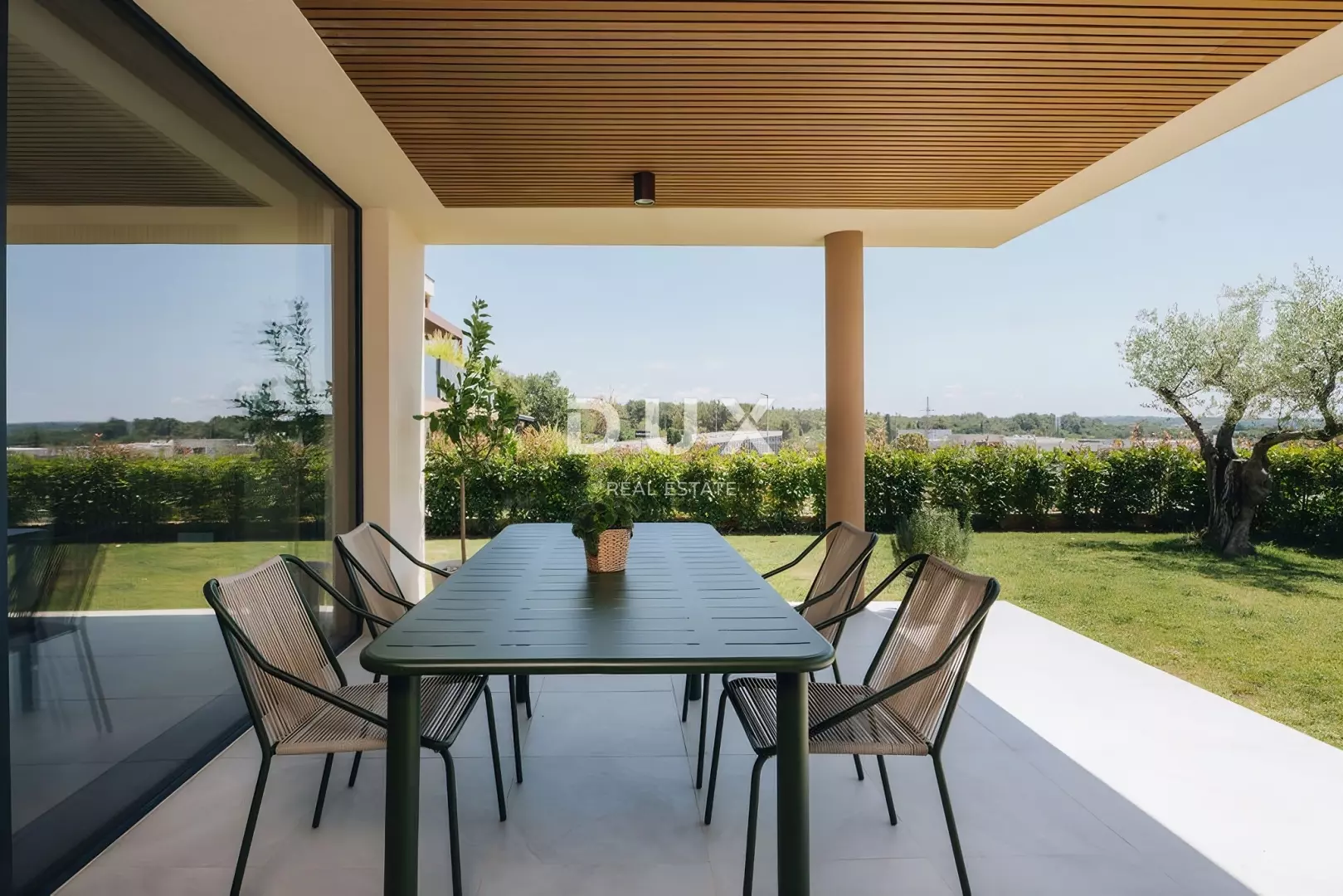 2-bedroom Apartment In Novigrad, Croatia (115,93 M²)